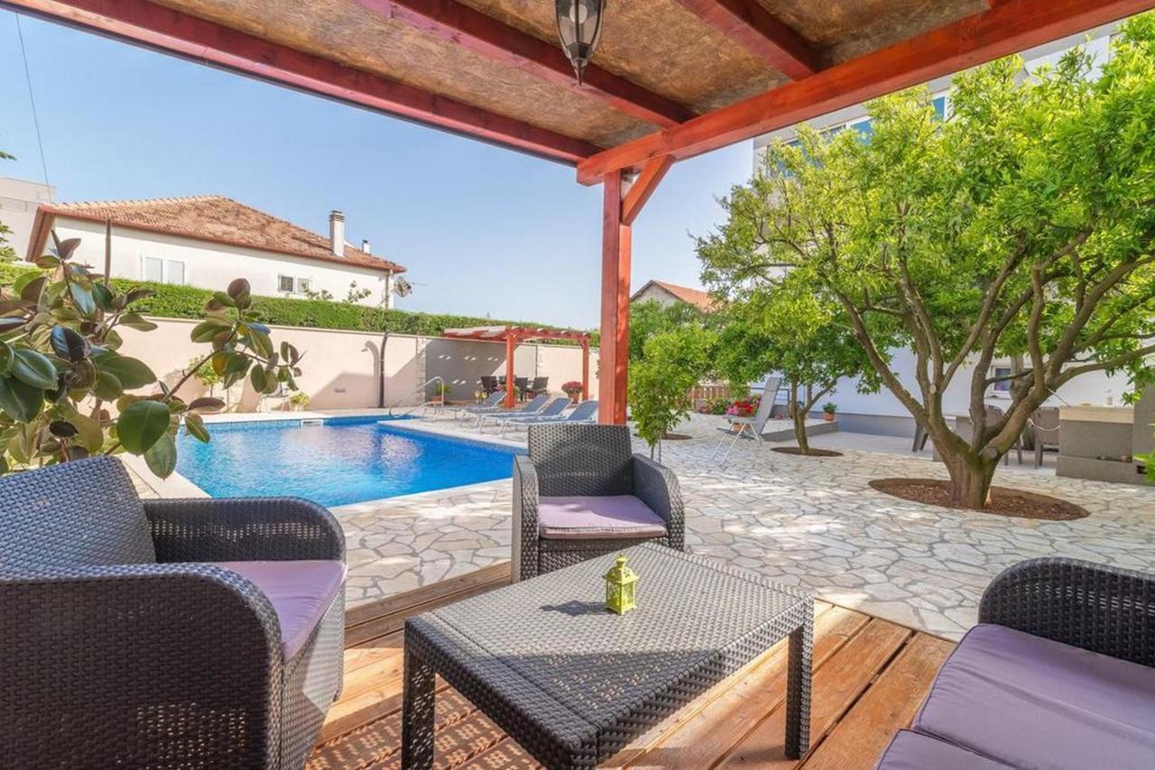 Apartments Villa Odesa With Shared Pool Ζαντάρ Εξωτερικό φωτογραφία