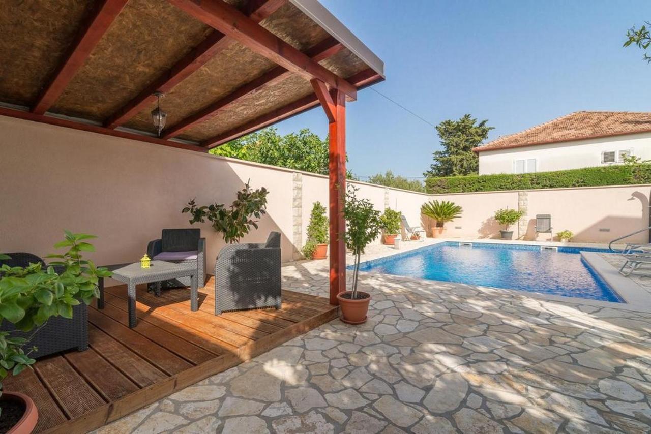 Apartments Villa Odesa With Shared Pool Ζαντάρ Εξωτερικό φωτογραφία