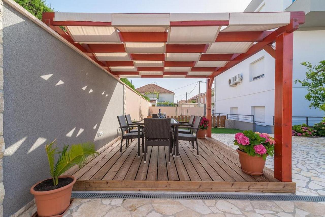Apartments Villa Odesa With Shared Pool Ζαντάρ Εξωτερικό φωτογραφία