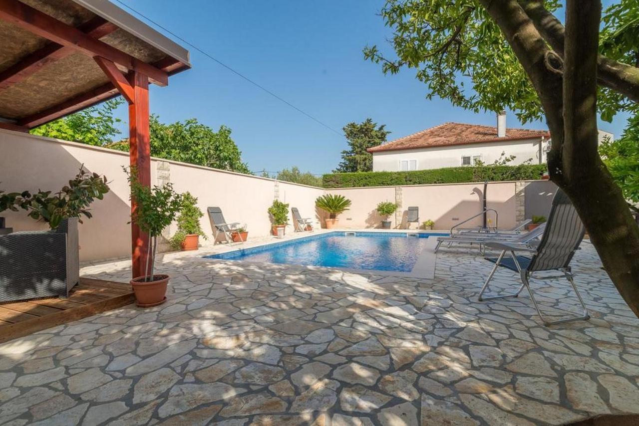 Apartments Villa Odesa With Shared Pool Ζαντάρ Εξωτερικό φωτογραφία