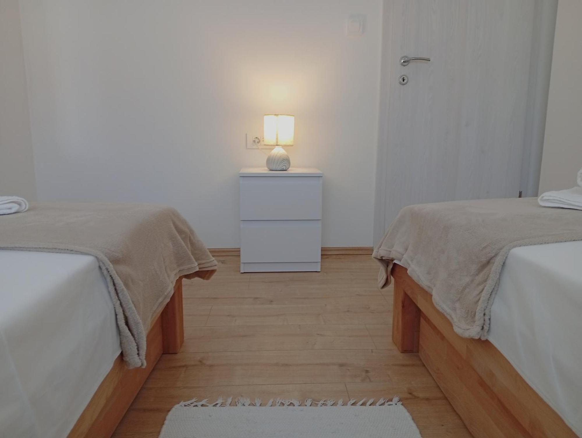 Apartments Villa Odesa With Shared Pool Ζαντάρ Δωμάτιο φωτογραφία